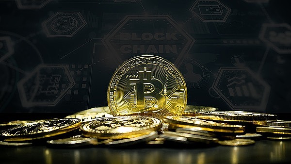 区块链开发：重塑商业世界的技术革命